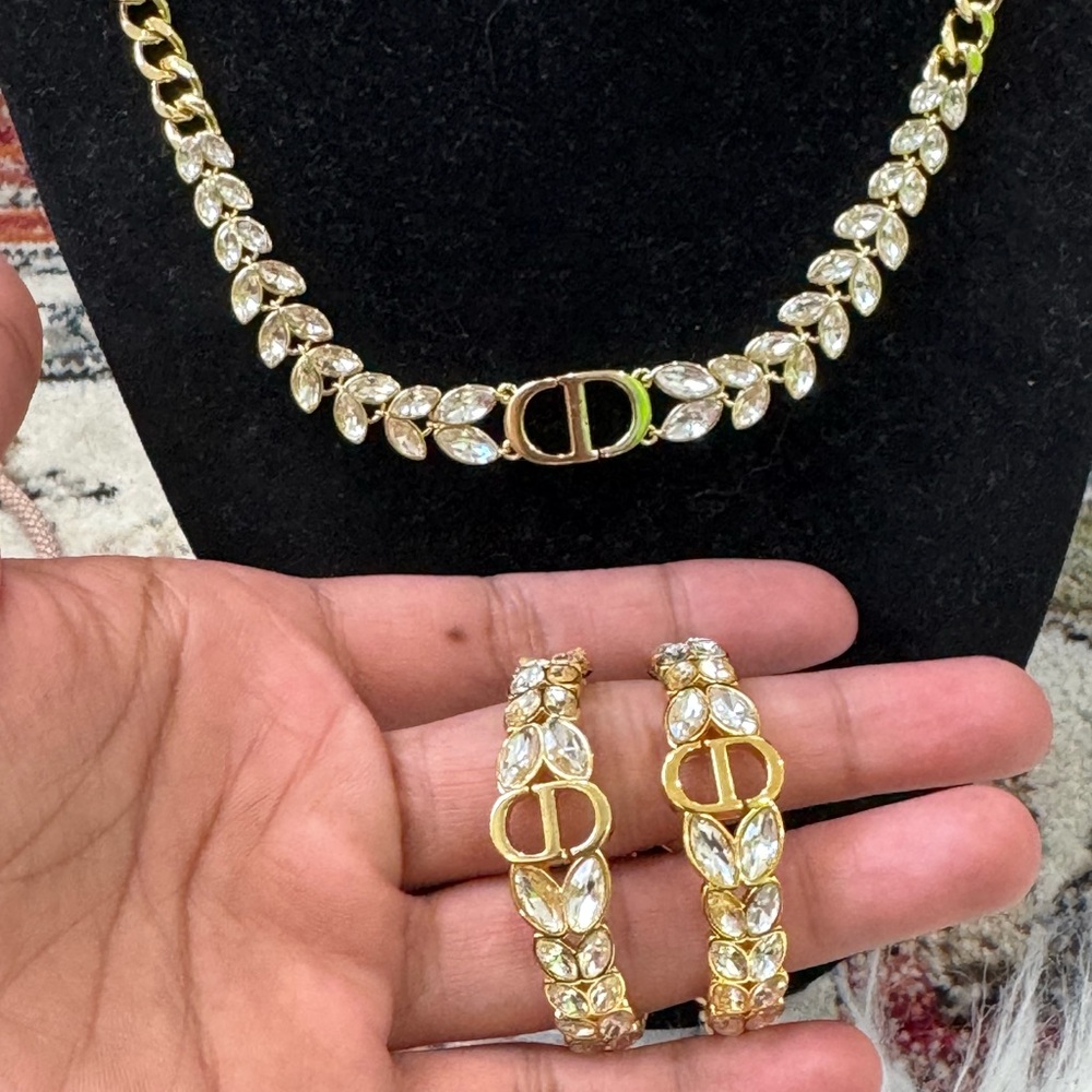 Elegant Gold And Silver Jewelry Set